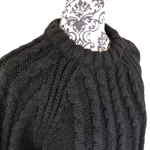 ZARA Black Cable Knit Sweater - Picture 4 of 9